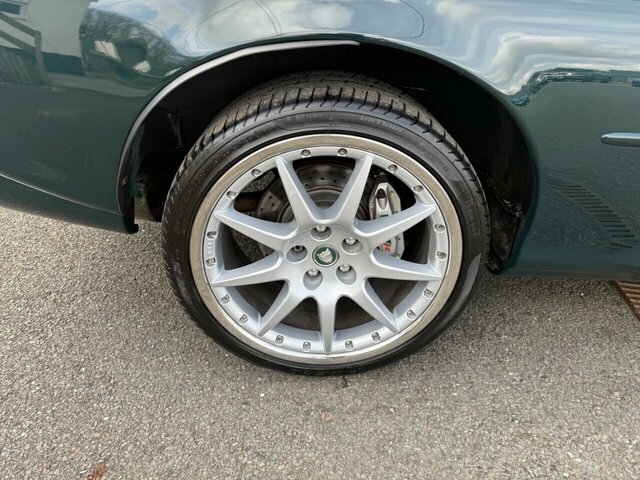 Jaguar XKR 4.2 Supercharged Green #16