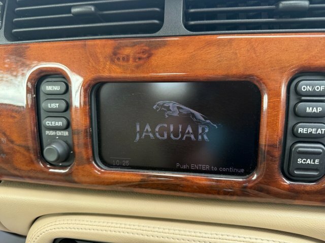 Jaguar XKR 4.2 Supercharged Green #34