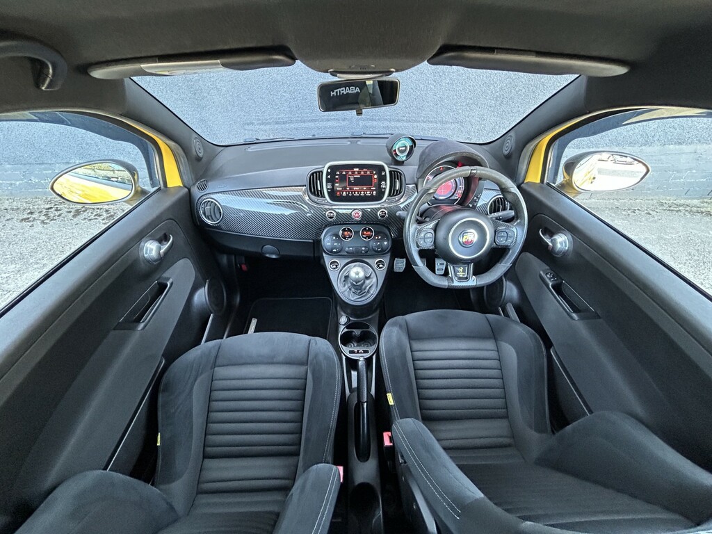 Abarth 595 Hatchback 1.4 Abarth 595 Competizione 1.4 Tjet 180 EJ17FUY Yellow #3