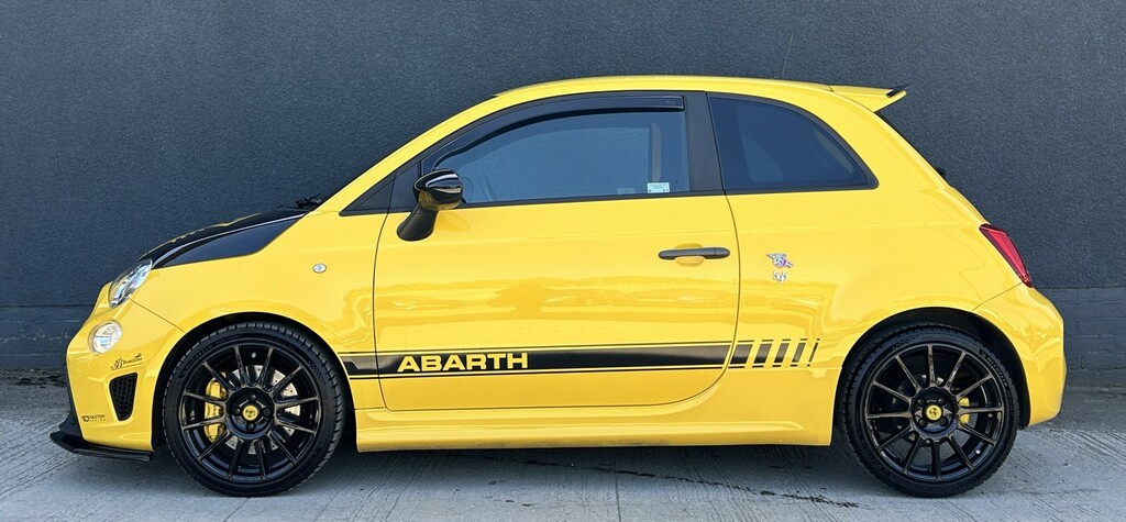 Abarth 595 Hatchback 1.4 Abarth 595 Competizione 1.4 Tjet 180 EJ17FUY Yellow #6