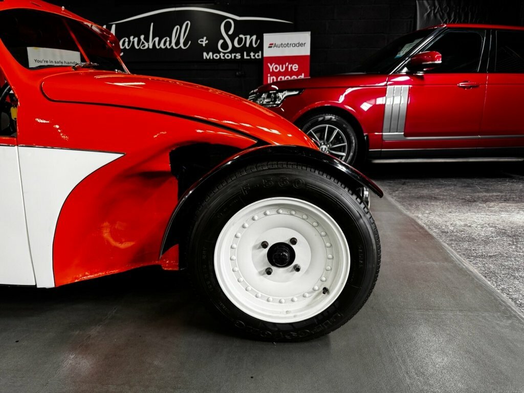 Volkswagen Beetle Saloon Red