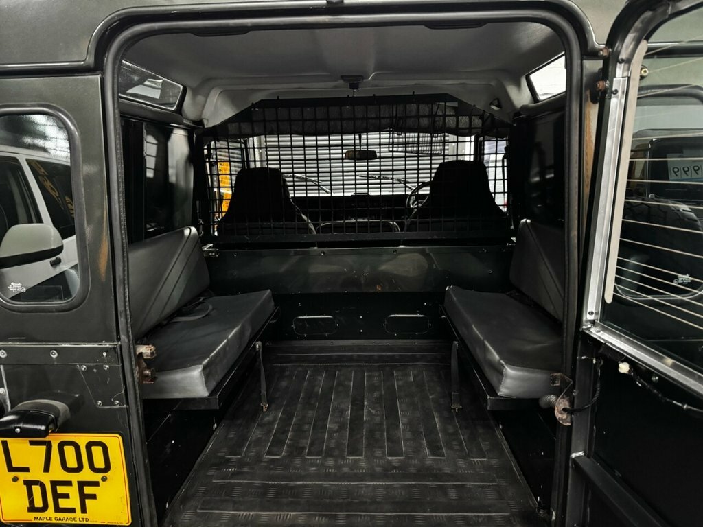 Land Rover Defender 90 2.5L County Green #6