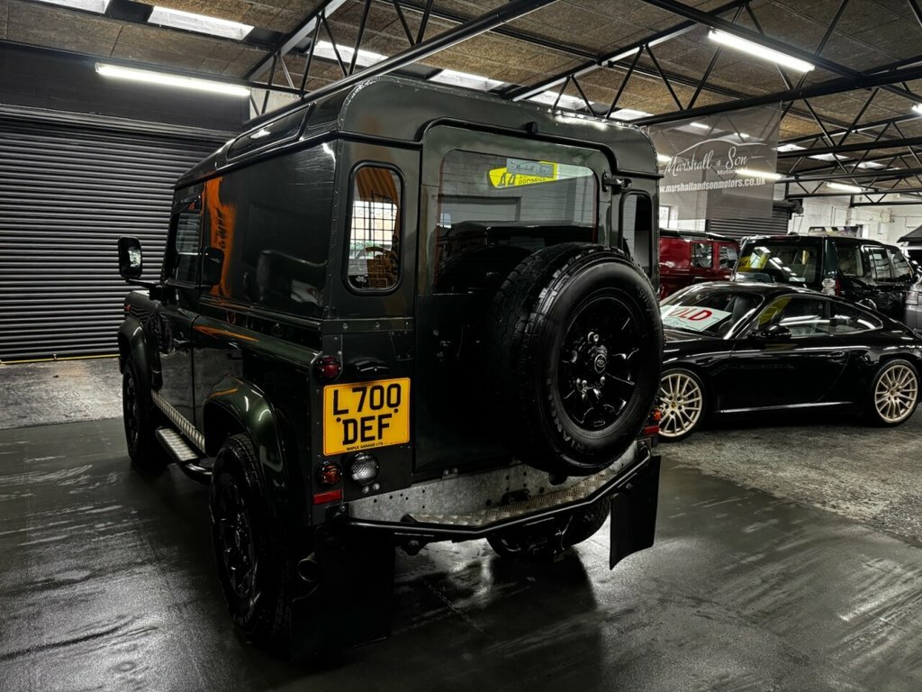 Land Rover Defender 90 2.5L County Green #5