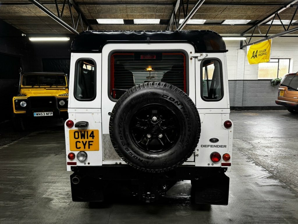 Land Rover Defender 110 2.2L County OW14CYF White #4