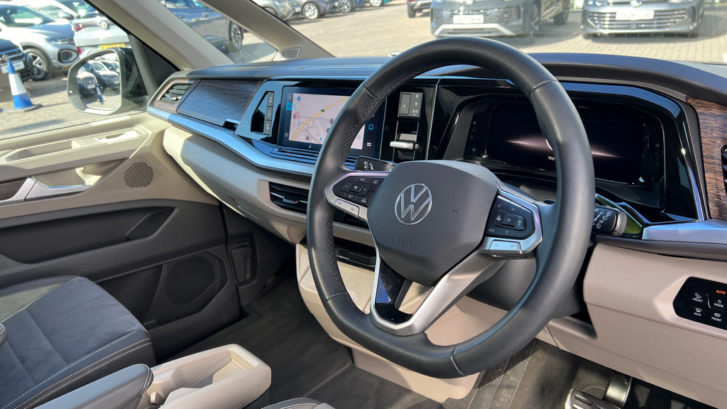 Volkswagen Multivan Multivan 2.0 Tsi Style Dsg Black #6
