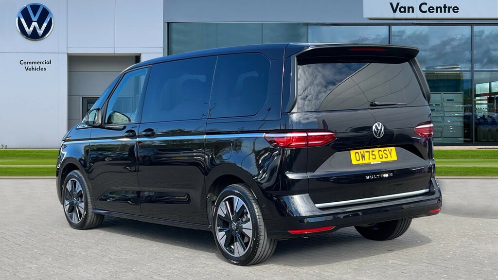Volkswagen Multivan Multivan 2.0 Tsi Style Dsg Black #3