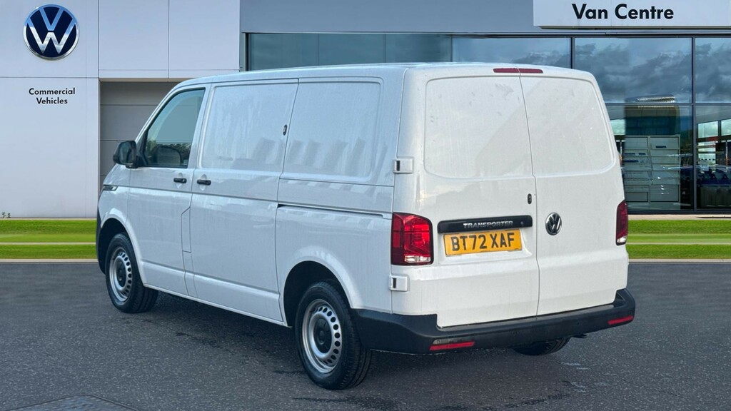 Volkswagen Transporter Transporter 2.0 Tdi 110 Startline Van BT72XAF White #3