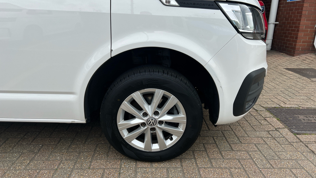 Volkswagen Transporter Transporter 2.0 Tdi 110 Highline Van SW72FWP White #5