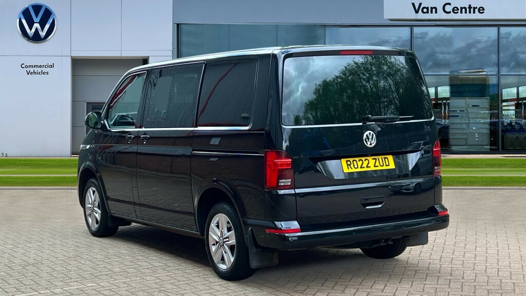 Volkswagen Transporter Transporter 2.0 Tdi 150 Highline Kombi Van Dsg RO22ZUD Black #3