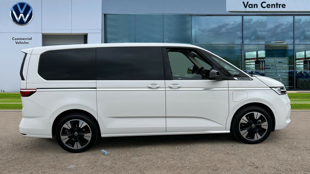 Volkswagen Multivan Volkswagen Multivan Estate 1.5 Tsi Ehybrid Style 5 White #4