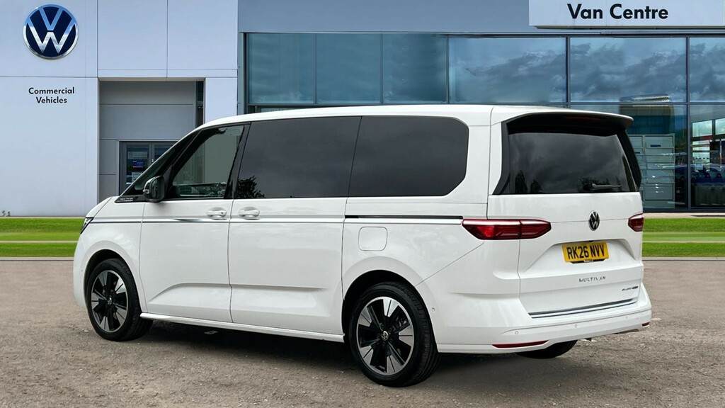 Volkswagen Multivan Volkswagen Multivan Estate 1.5 Tsi Ehybrid Style 5 White #3