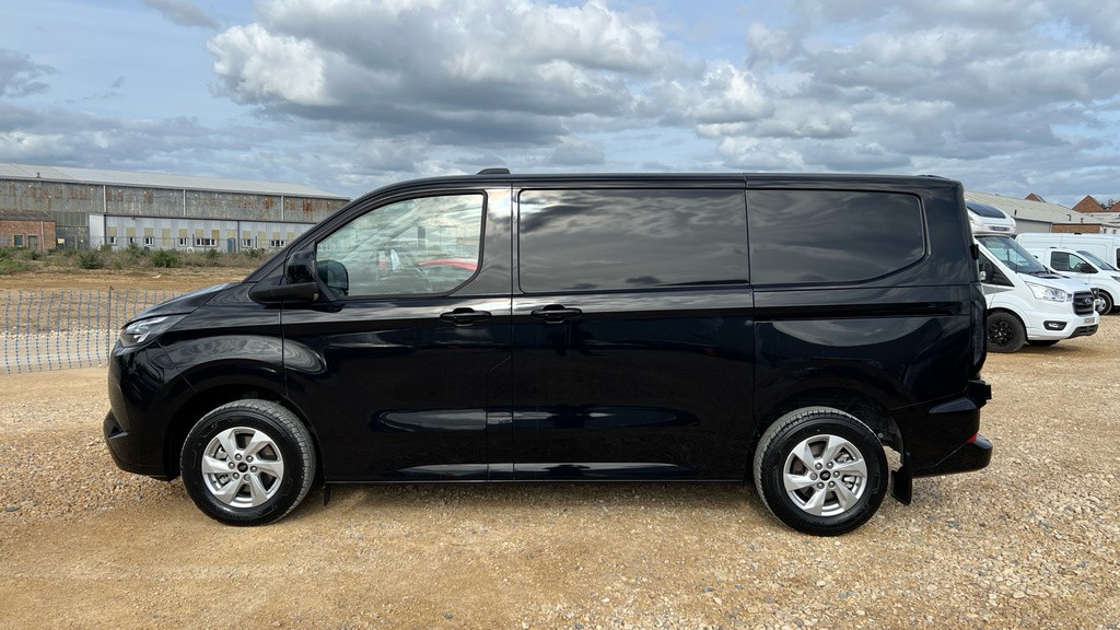 Ford Transit Custom Transit Custom 2.5 Phev 232Ps H1 Van Limited WP75VZD Black #4