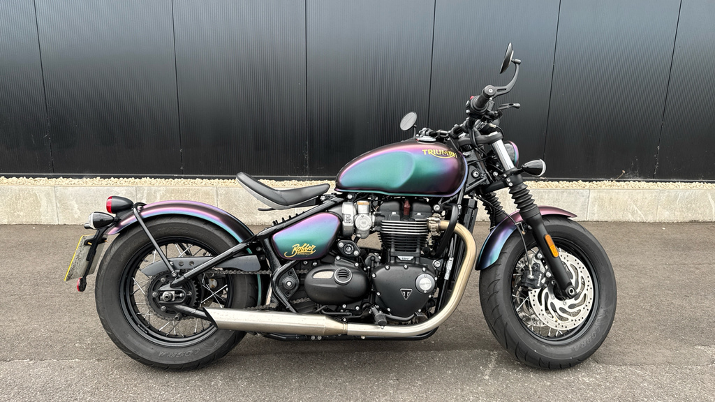 Triumph Bonneville Bobber 1200 21My FV24VZO Black #2