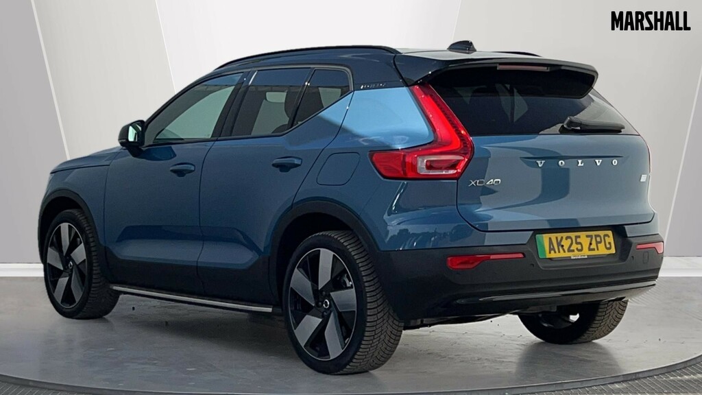 Volvo XC40 Xc40 175Kw Recharge Ultimate 69Kwh Estate Blue #2