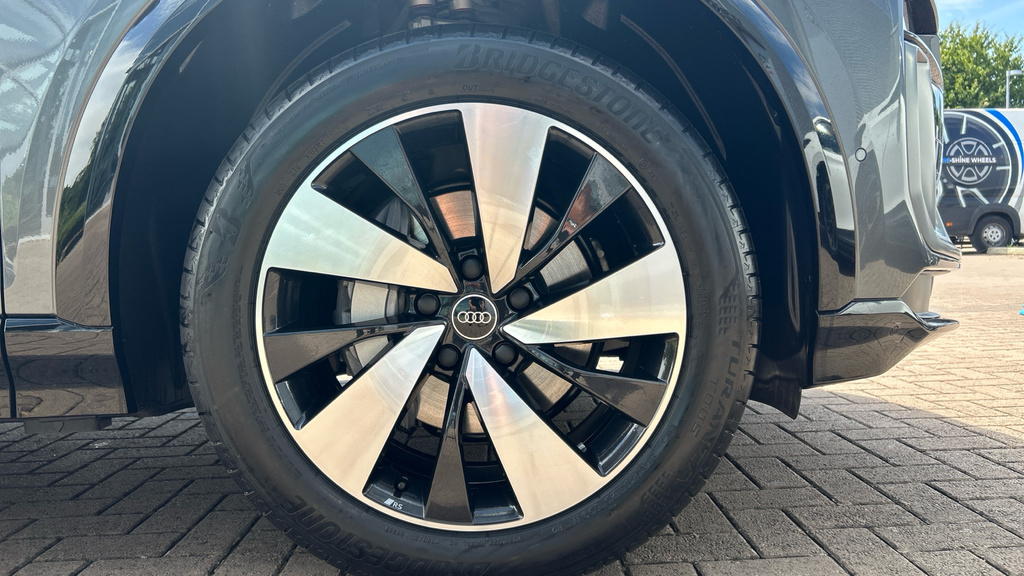 Audi Q6 E-Tron Q6 185Kw 83Kwh S Line LY25OLO Grey #5