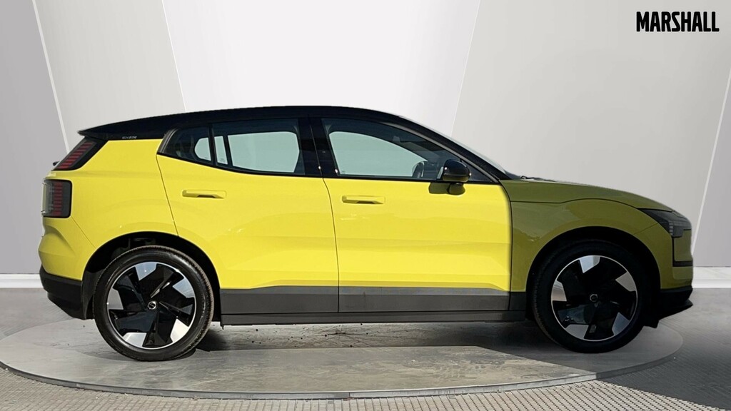 Volvo EX30 Volvo Ex30 Estate 200Kw Single Motor Plus 51Kwh AK25ZNS Yellow #3