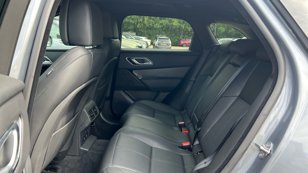 Land Rover Range Rover Velar Range Rover Velar 2.0 D200 Mhev Dynamic Hse Au KM25CWJ Grey #4