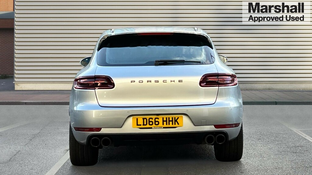 Porsche Macan Macan Estate Gts Pdk Silver #4