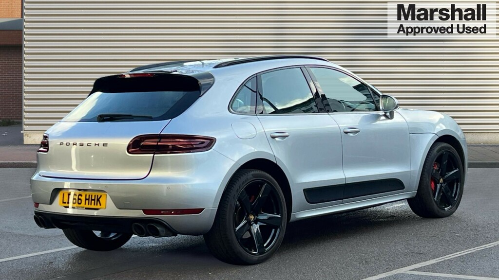 Porsche Macan Macan Estate Gts Pdk Silver #3