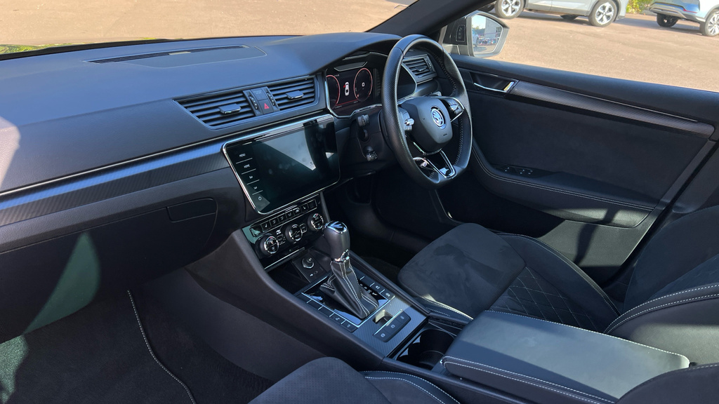 Skoda Superb Superb 1.5 Tsi Sport Line Plus Dsg Black #2