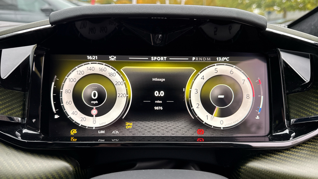 Aston Martin Vantage Aston Martin Vantage Zf 8 Speed BT24DLJ Green #6