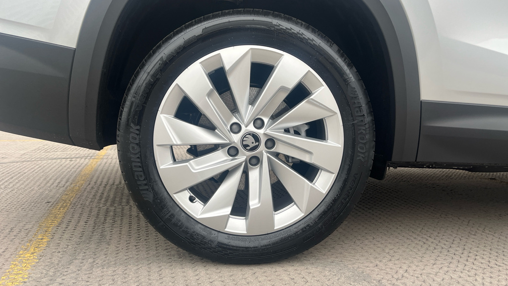 Skoda Kodiaq Kodiaq Se L 7 Seats 2.0 Tdi 150 Ps Dsg LX75TUP Silver #5