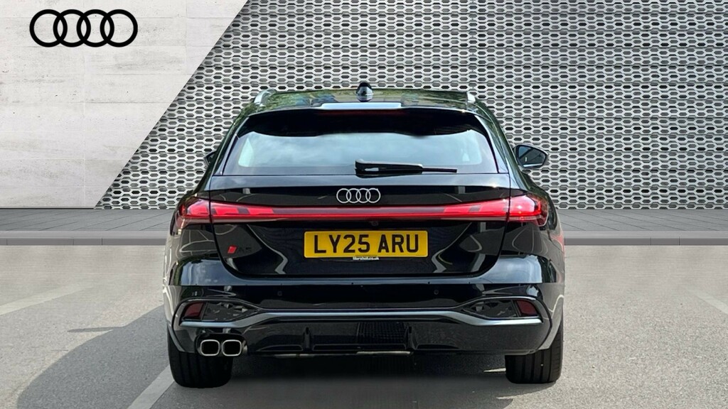 Audi A5 A5 2.0 Tdi 204 Launch Edition S Tronic LY25ARU Black #4