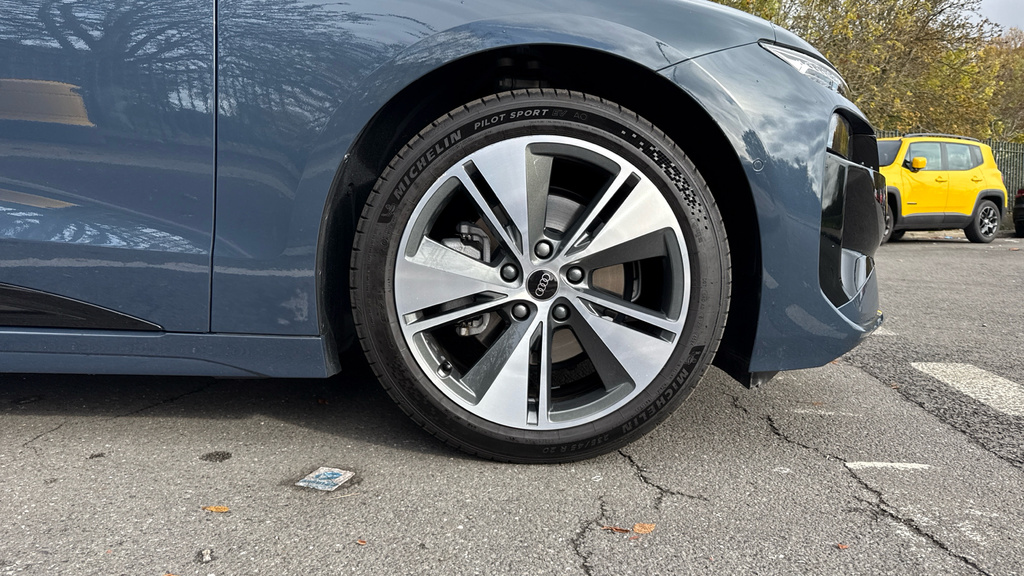 Audi A6 E-tron Avant Audi A6 E-tron Avant 210Kw 83Kwh Sport LY25SCX Blue #5