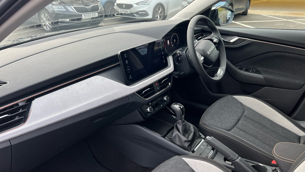 Skoda Scala Scala 1.5 Tsi Se L Edition Dsg GJ75ZKE Black #2