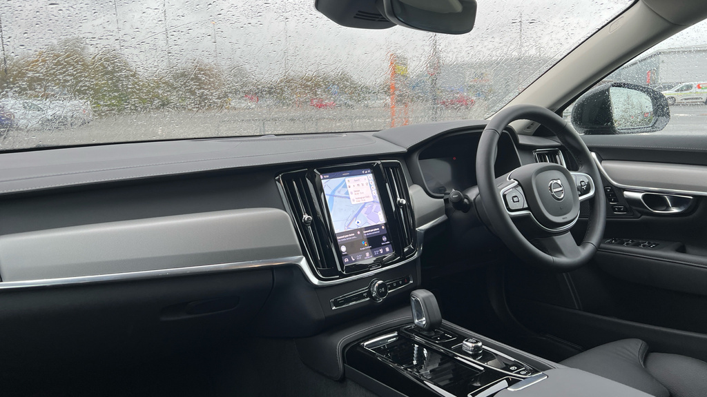 Volvo V90 Volvo V90 Estate 2.0 T6 350 Phev Plus Dark A FP75OPM Silver #4
