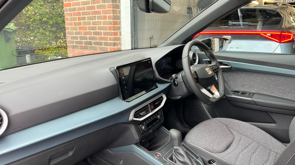 Seat Arona Seat Arona Hatchback 1.0 Tsi 115 Xperience Dsg EY75UYK Green #2