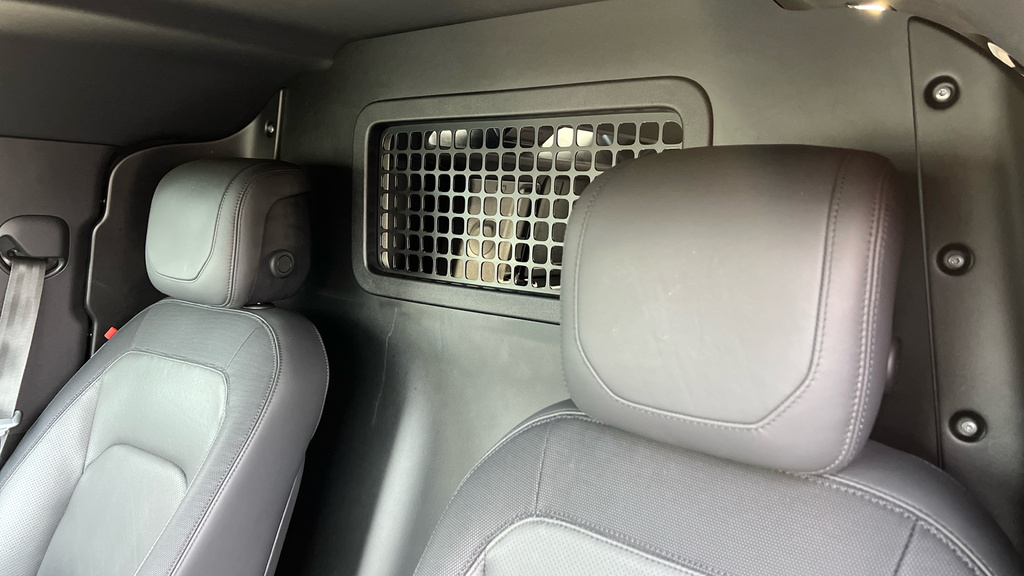 Land Rover Defender Defender 3.0 D300 Hard Top X-dynamic Hse FV72OXP Grey #4