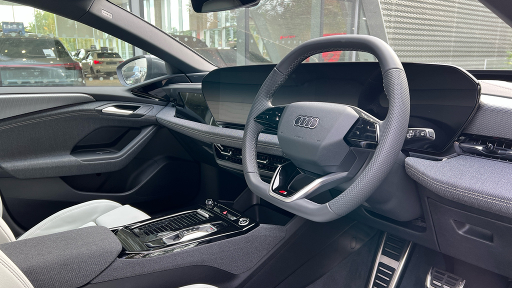 Audi A6 Avant Audi A6 270Kw Performance 100Kwh S Line GJ75WZV Grey #6