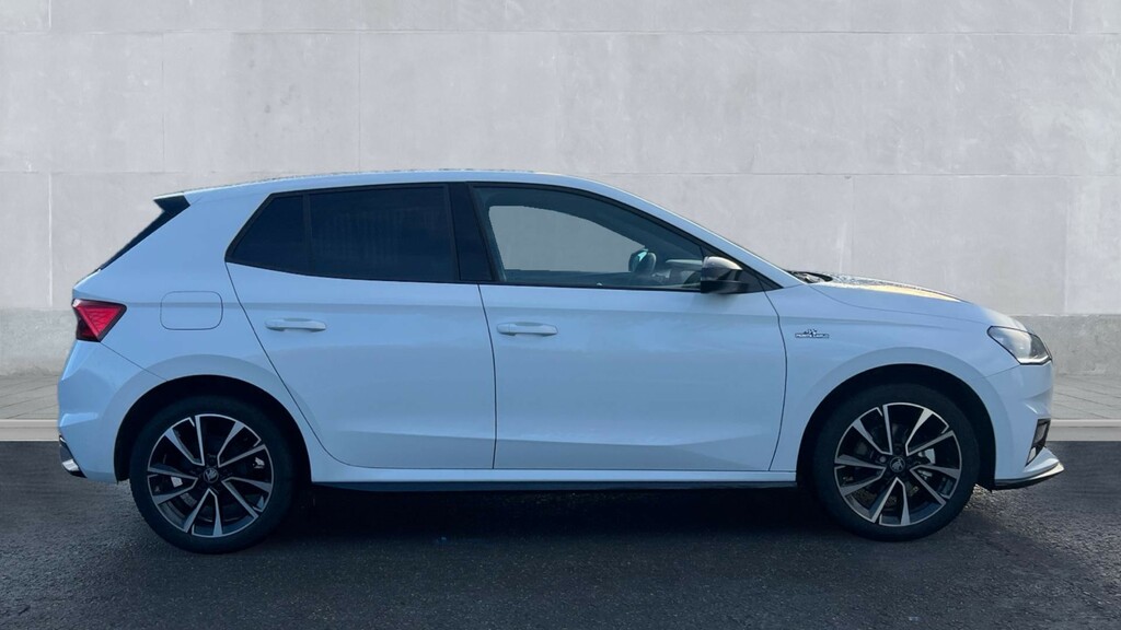 Skoda Fabia Fabia 1.0 Tsi 116 Monte Carlo Edition Dsg KY25OGW White #4