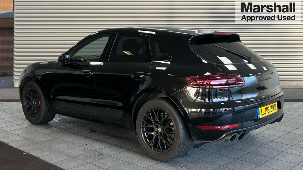 Porsche Macan Macan Estate Gts Pdk LJ18ZWD Black #4