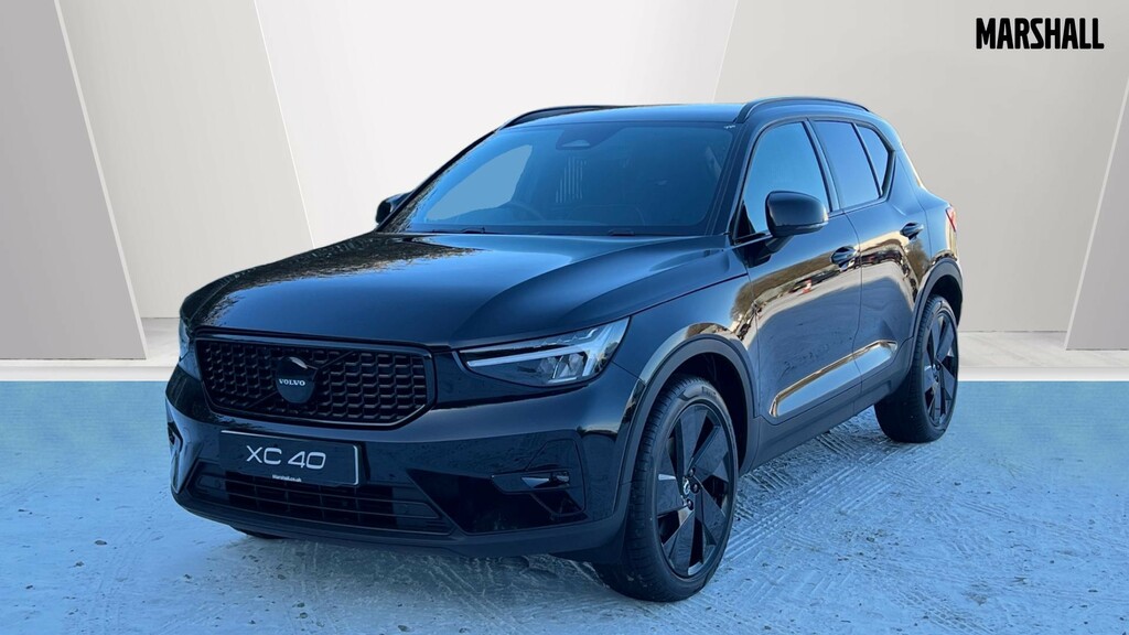 Volvo XC40 Volvo Xc40 Estate 2.0 B4p Plus Black Edition A AK75UYJ Black #6
