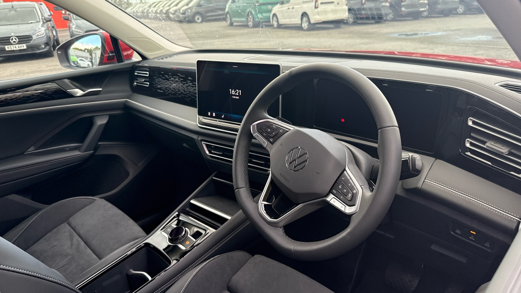 Volkswagen Tiguan Tiguan 1.5 Etsi 150 Elegance Dsg FX75YCO Red #6