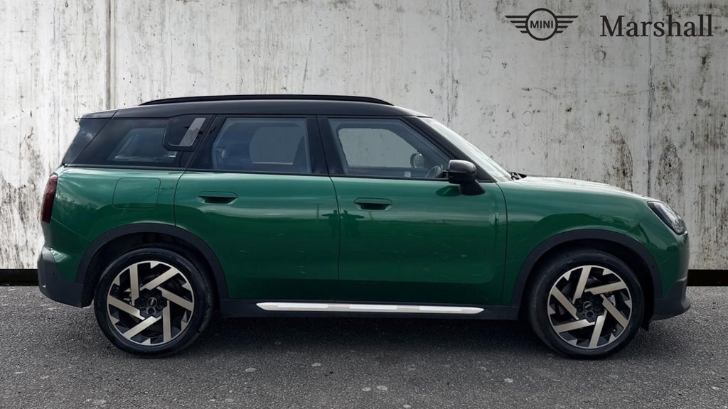 Mini Countryman Mini Countryman Hatchback 1.5 C Exclusive FT25EBL Green #3