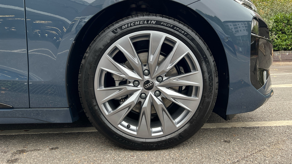 Audi A6 E-tron Avant Audi A6 E-tron Avant 210Kw 83Kwh Sport LX75OKW Blue #5