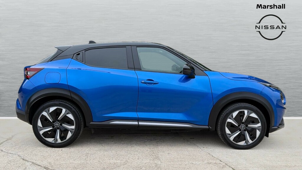 Nissan Juke Juke 1.6 Hybrid Tekna Hatchback FX25ZXJ Black #3
