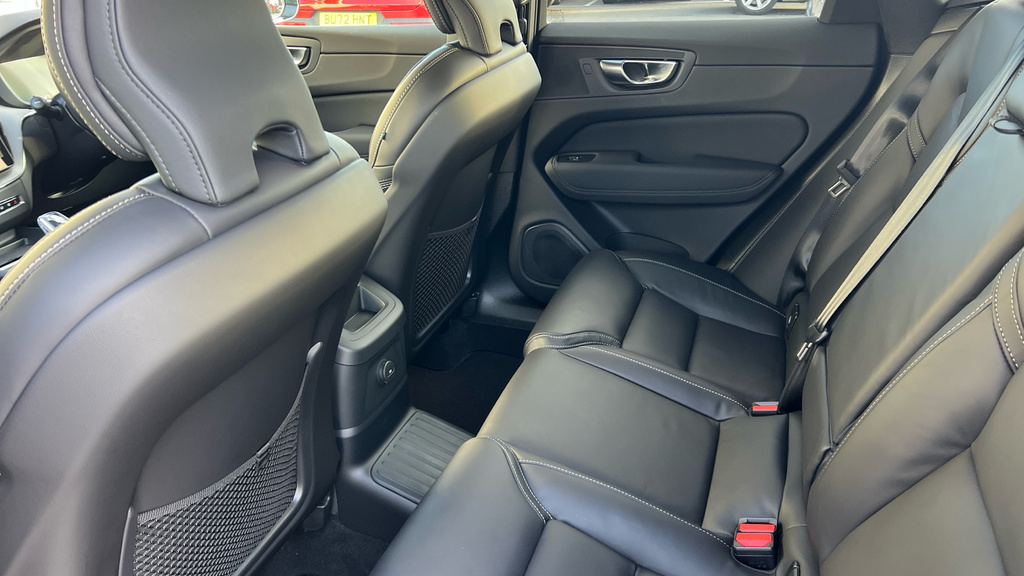 Volvo XC60 Volvo Xc60 Estate 2.0 T6 350 Phev Plus Pro Black Black #6