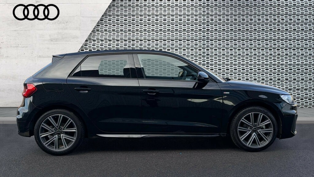 Audi A1 A1 35 Tfsi S Line S Tronic GF75XJL Black #4
