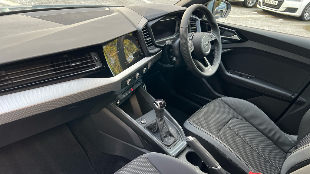 Audi A1 A1 35 Tfsi S Line S Tronic GL75YFV Grey #2