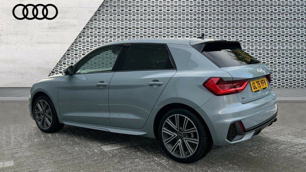 Audi A1 A1 35 Tfsi S Line S Tronic GL75YFV Grey #3