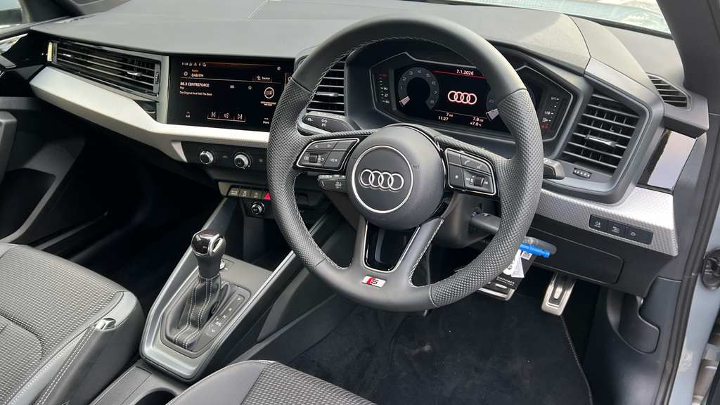 Audi A1 A1 35 Tfsi S Line S Tronic GL75YFV Grey #6