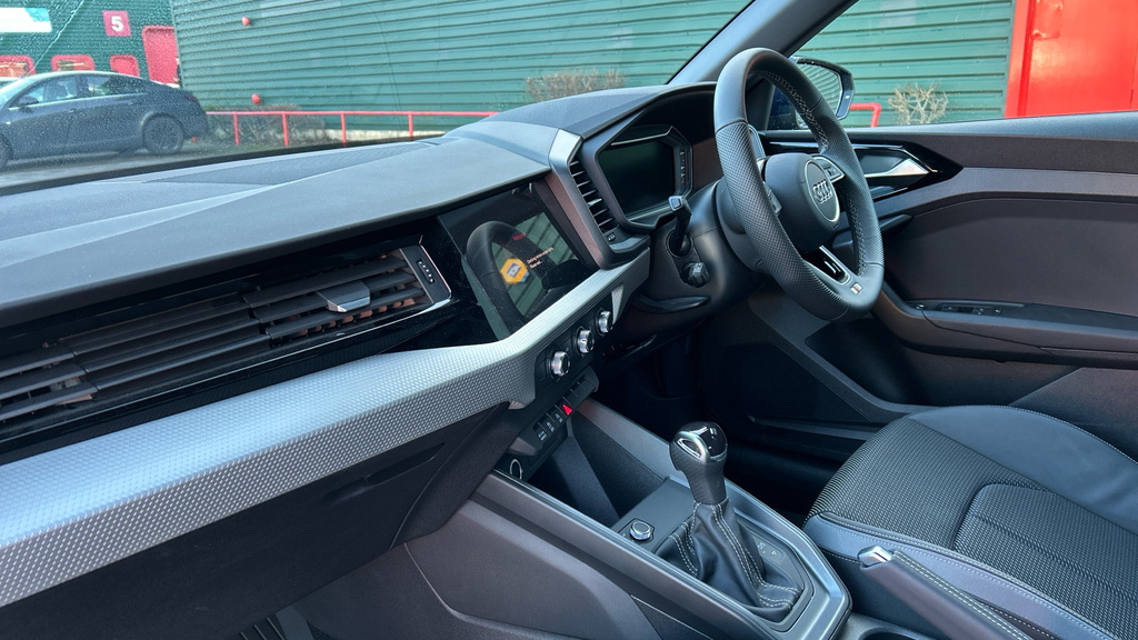 Audi A1 A1 35 Tfsi S Line S Tronic RF75ANV Blue #2