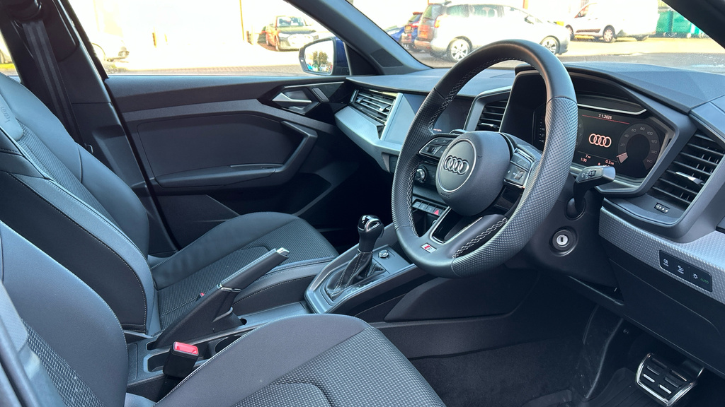 Audi A1 A1 35 Tfsi S Line S Tronic RF75ANV Blue #6
