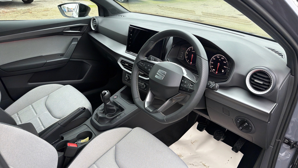 Seat Ibiza Ibiza 1.0 Tsi 115 Fr Sport Grey #6