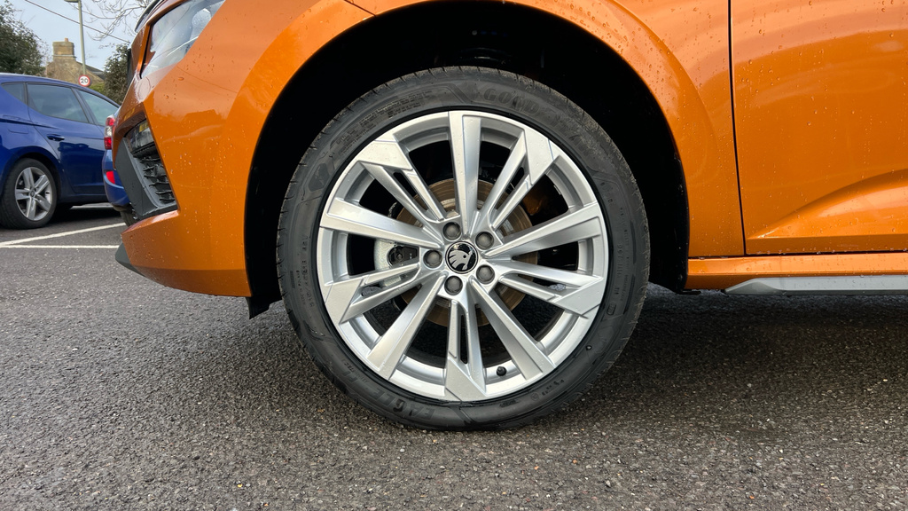 Skoda Kamiq Skoda Kamiq Hatchback 1.0 Tsi Se L Edition Dsg GD75NWT Orange #5