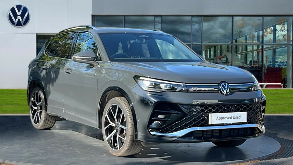 Volkswagen Tiguan Tiguan 1.5 Etsi 150 R-line Dsg Grey